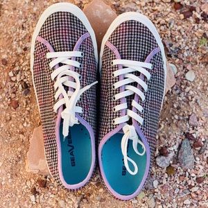Seavees Standard Sneaker Women Size 8.5